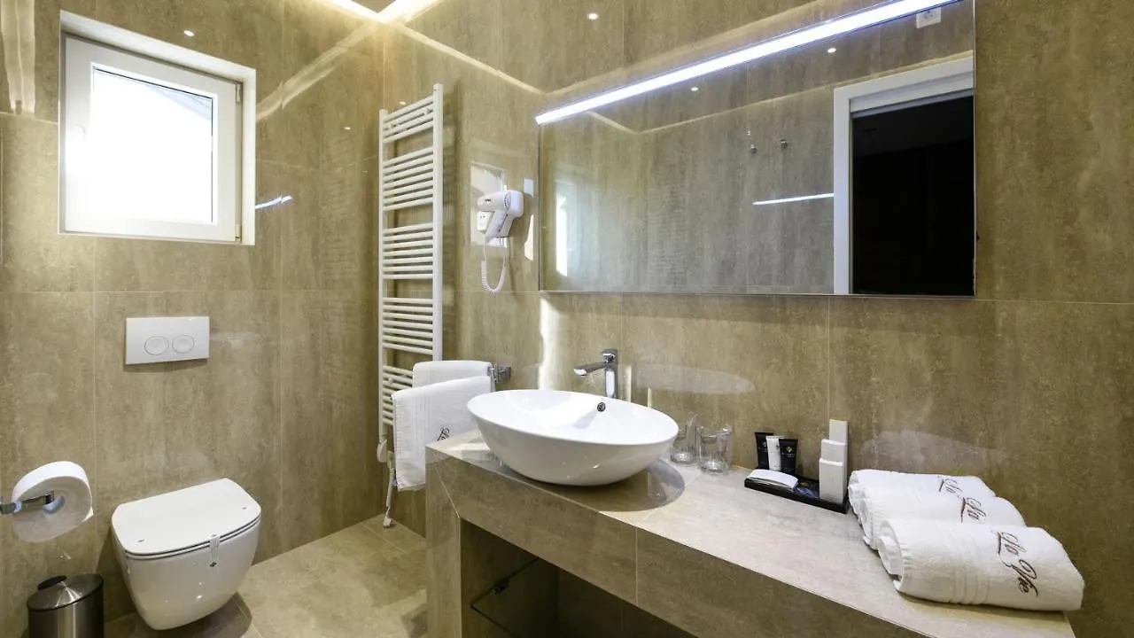 Rooftop Heated Pool Villa Jelena Zadar 0*,  Kroatien